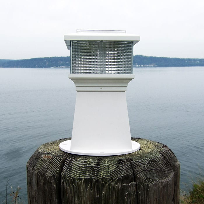 Dock Edge Solar Piling Light - Thumbnail 4