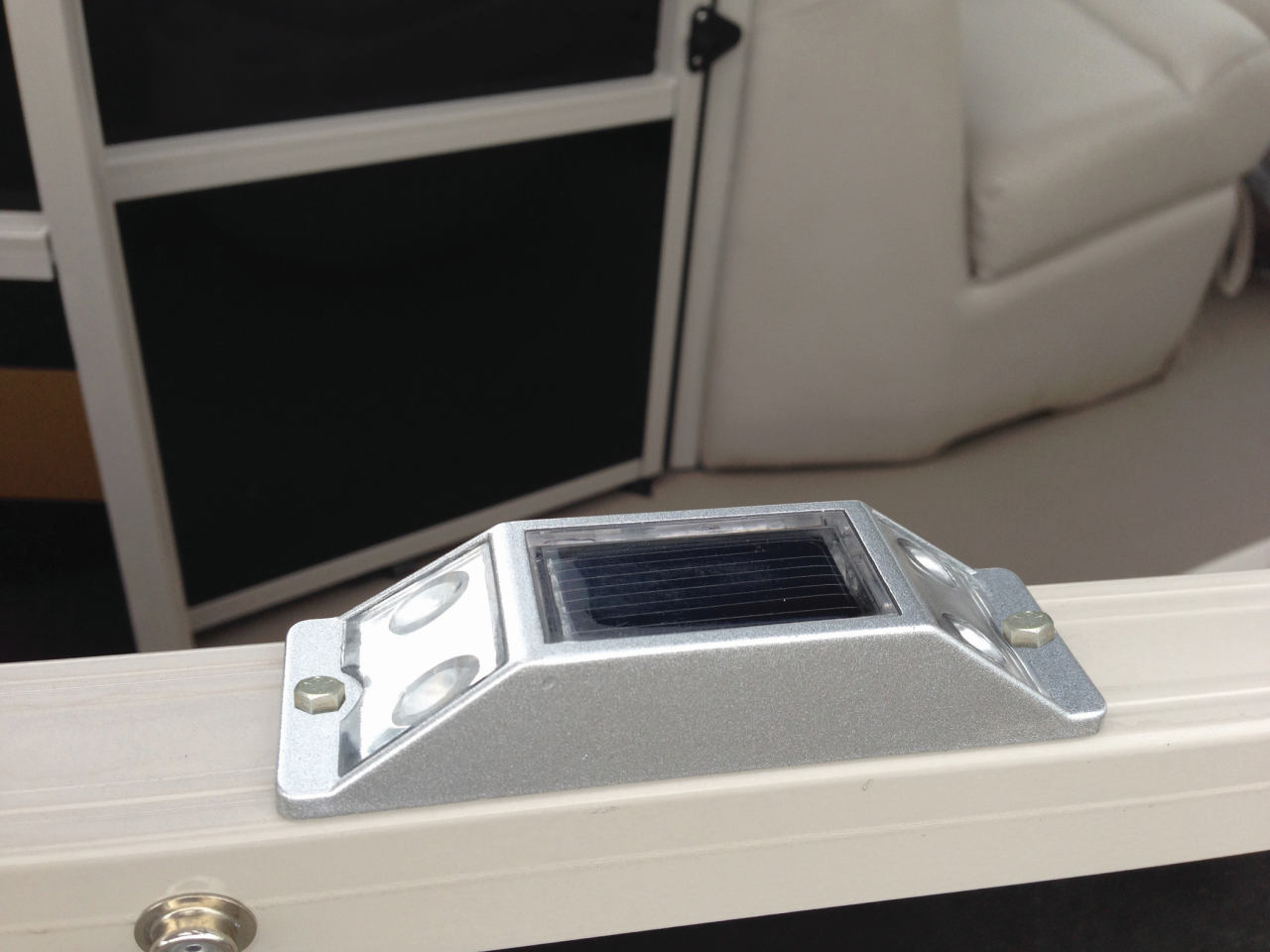 Dock Edge Starlite Pontoon Rail & Guide Solar Light DE96350F – DIY ...